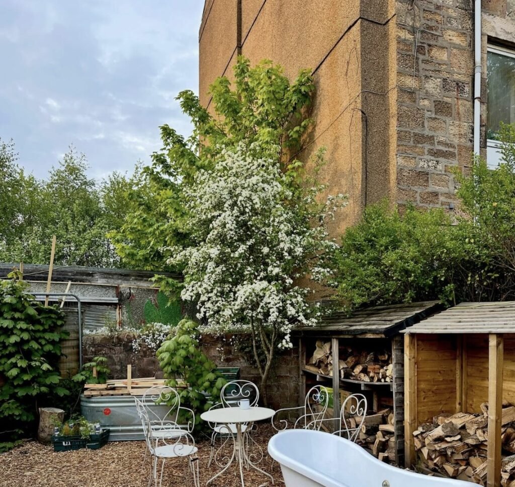 Glasgow Community Sauna Pollokshields cold plunge tub in the garden seating area