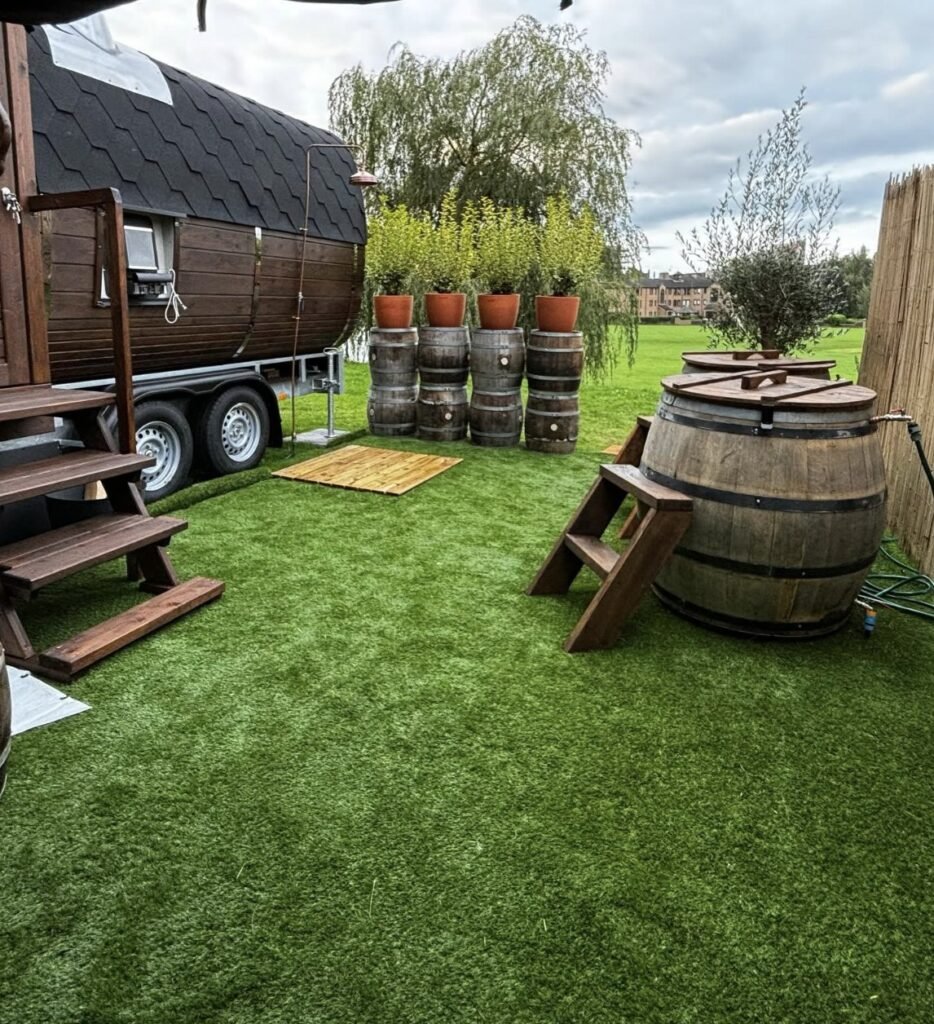 The Wild Heat Glasgow barrel tubs and steps in the garden area